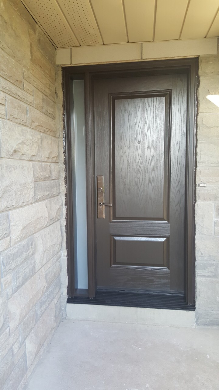 Traditional Fiberglass Door With Side Light