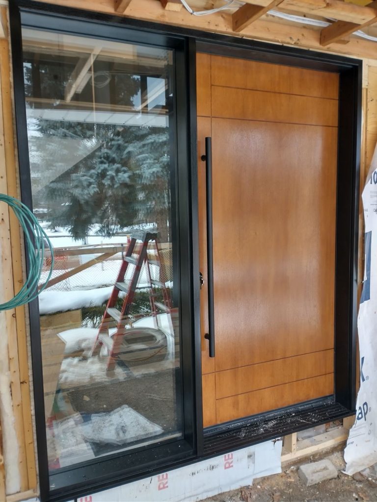 Oversize Entrance Modern Door With Black Pull Bar Modern Lines Modern Doors