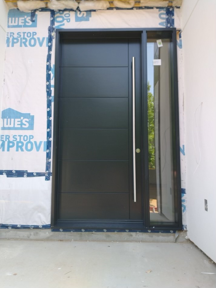 Modern Exterior Door Smooth Finish Horizontal Lines Pull Bar