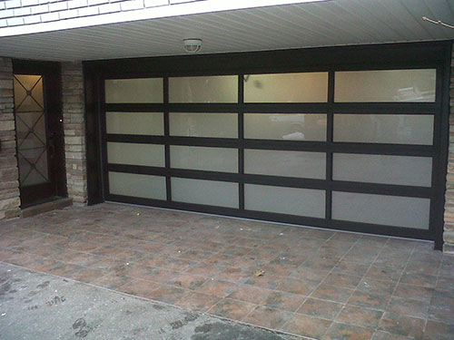Modern Contemporary Garage Doors- Aluminum and Glass Modern Garage Doors, Frosted Glass Windows- Modern Garage Doors In Etobicoke, Ontario-by modern-doors.ca-Picture#629